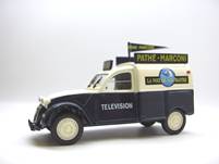 2CV Télévision Pathé Marconi 1957 (au service de l'entreprise pour ses qualités d'utilitaire bon marché et économique)