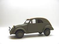 2CV Avant Série 1939 (250 exemplaires produits puis détruits pendant la guerre, certains ont été conservés)