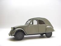 2CV A 1949 de Pré Série (elle servira surtout au réglage et aux essais sur chaîne de production)
